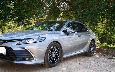 Toyota Camry, 2021 год, 3 500 000 рублей, 3 фотография