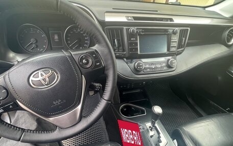 Toyota RAV4, 2015 год, 2 100 000 рублей, 6 фотография