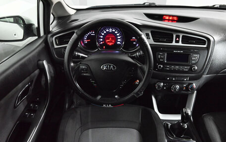 KIA cee'd III, 2015 год, 1 050 000 рублей, 13 фотография
