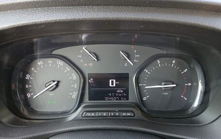 Opel Vivaro, 2022 год, 2 300 000 рублей, 6 фотография