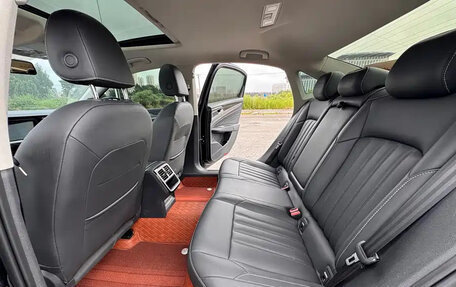 Volkswagen Passat B8 рестайлинг, 2023 год, 2 000 000 рублей, 13 фотография