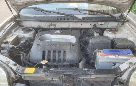 Hyundai Santa Fe III рестайлинг, 2002 год, 378 000 рублей, 27 фотография