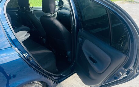 Toyota Vitz, 2002 год, 450 000 рублей, 16 фотография