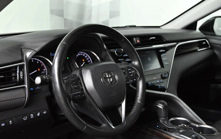 Toyota Camry, 2020 год, 3 600 000 рублей, 8 фотография
