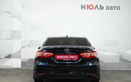 Toyota Camry, 2020 год, 3 600 000 рублей, 5 фотография