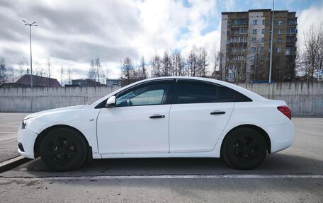 Chevrolet Cruze II, 2011 год, 500 000 рублей, 4 фотография