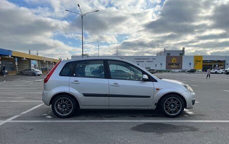 Ford Fiesta, 2006 год, 290 000 рублей, 4 фотография