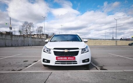 Chevrolet Cruze II, 2011 год, 500 000 рублей, 2 фотография
