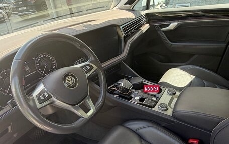 Volkswagen Touareg III, 2018 год, 5 200 000 рублей, 15 фотография