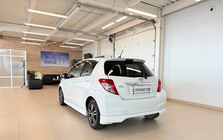 Toyota Vitz, 2012 год, 889 000 рублей, 4 фотография