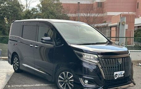 Toyota Esquire I, 2021 год, 2 250 000 рублей, 4 фотография