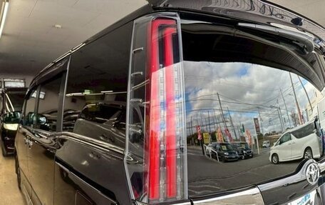 Toyota Esquire I, 2021 год, 2 250 000 рублей, 37 фотография