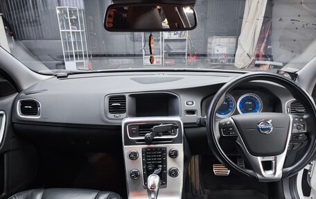 Volvo V60 I, 2012 год, 1 050 000 рублей, 8 фотография