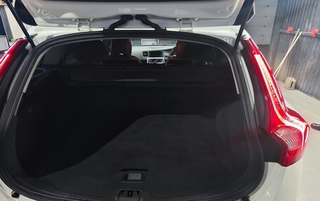 Volvo V60 I, 2012 год, 1 050 000 рублей, 11 фотография