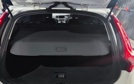 Volvo V60 I, 2012 год, 1 050 000 рублей, 12 фотография