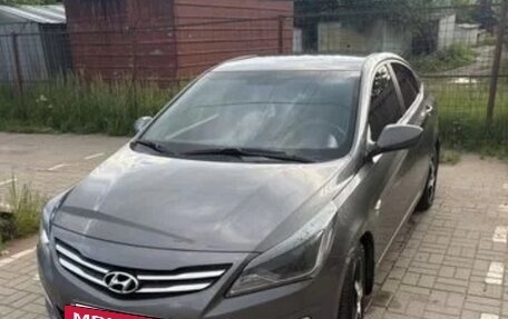 Hyundai Solaris II рестайлинг, 2016 год, 950 000 рублей, 3 фотография