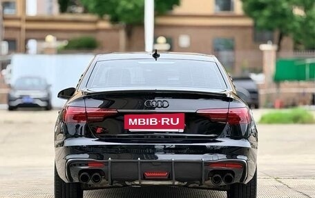 Audi A4, 2021 год, 2 800 008 рублей, 5 фотография