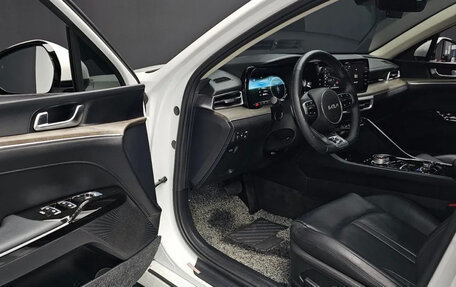 KIA K5, 2023 год, 2 350 500 рублей, 17 фотография