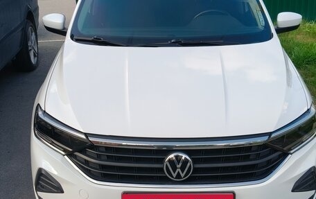Volkswagen Polo VI (EU Market), 2021 год, 1 750 000 рублей, 2 фотография