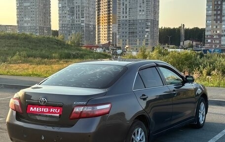Toyota Camry, 2007 год, 820 000 рублей, 4 фотография