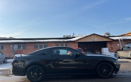 Ford Mustang VI рестайлинг, 2011 год, 1 700 000 рублей, 15 фотография