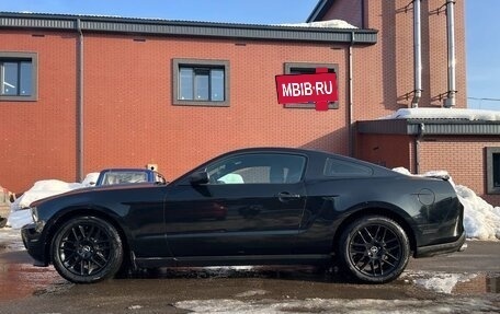 Ford Mustang VI рестайлинг, 2011 год, 1 700 000 рублей, 22 фотография