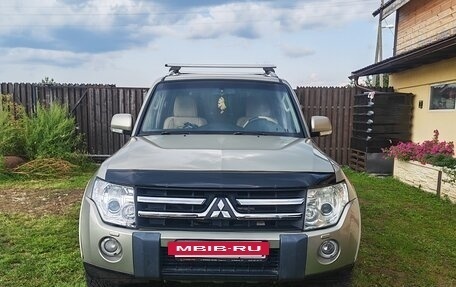 Mitsubishi Pajero IV, 2008 год, 1 470 000 рублей, 2 фотография