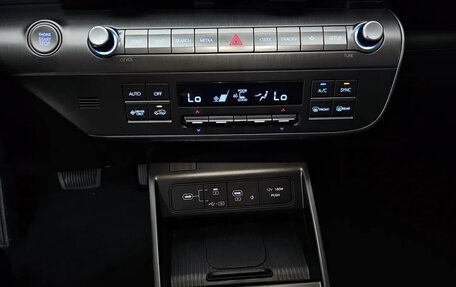 Hyundai Kona, 2023 год, 2 369 009 рублей, 9 фотография