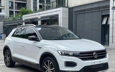 Volkswagen T-Roc I, 2020 год, 1 400 000 рублей, 1 фотография