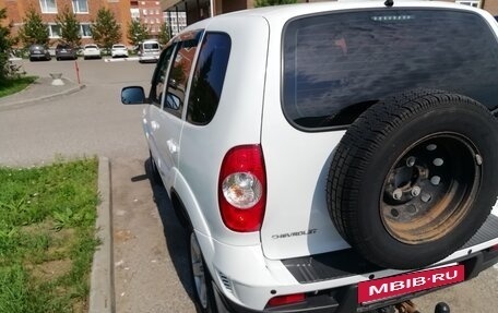 Chevrolet Niva I рестайлинг, 2018 год, 750 000 рублей, 6 фотография