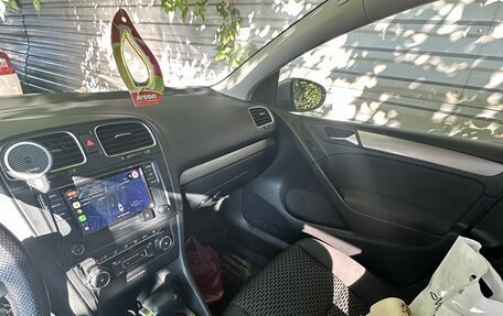 Volkswagen Golf VI, 2010 год, 850 000 рублей, 7 фотография