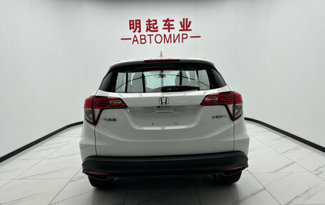 Honda Vezel, 2022 год, 1 450 000 рублей, 3 фотография