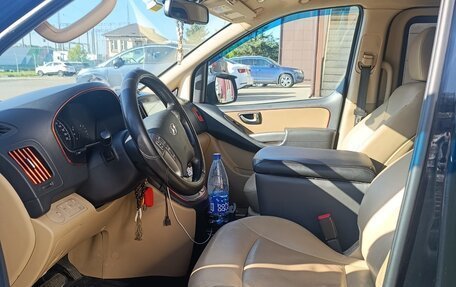 Hyundai H-1 II рестайлинг, 2021 год, 2 500 000 рублей, 5 фотография