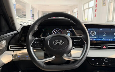 Hyundai Elantra, 2022 год, 1 313 009 рублей, 9 фотография