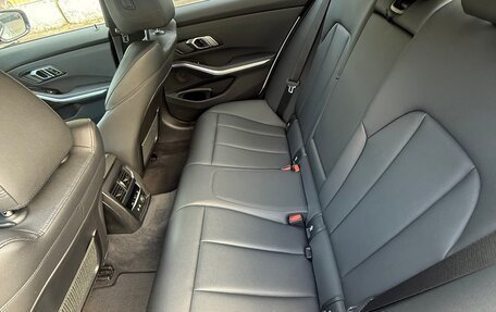 BMW 3 серия, 2019 год, 3 200 000 рублей, 9 фотография