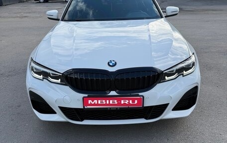 BMW 3 серия, 2019 год, 3 200 000 рублей, 3 фотография