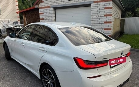 BMW 3 серия, 2019 год, 3 200 000 рублей, 11 фотография