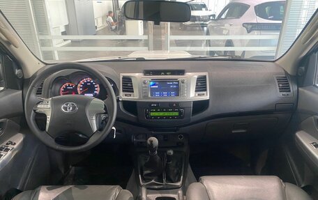 Toyota Hilux VII, 2012 год, 1 546 000 рублей, 19 фотография