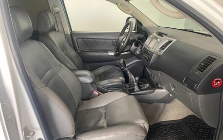 Toyota Hilux VII, 2012 год, 1 546 000 рублей, 18 фотография