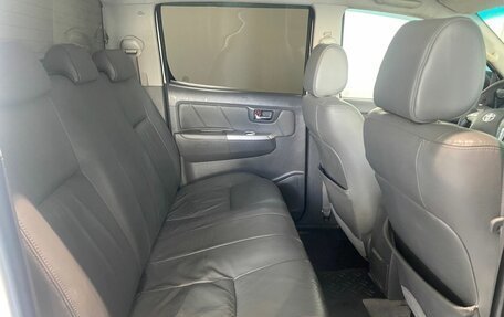 Toyota Hilux VII, 2012 год, 1 546 000 рублей, 17 фотография