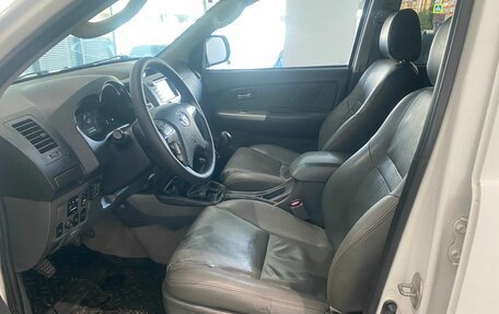 Toyota Hilux VII, 2012 год, 1 546 000 рублей, 15 фотография
