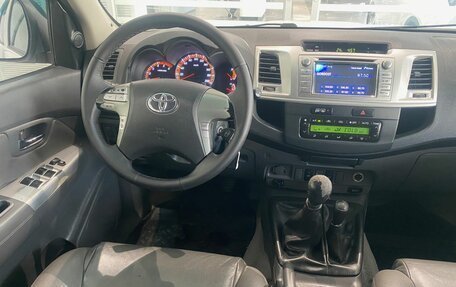 Toyota Hilux VII, 2012 год, 1 546 000 рублей, 20 фотография