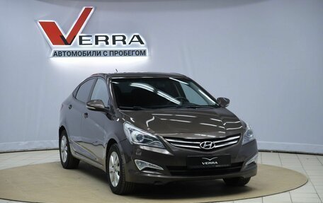 Hyundai Solaris II рестайлинг, 2016 год, 800 000 рублей, 3 фотография