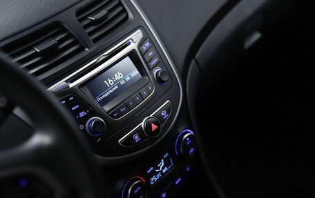Hyundai Solaris II рестайлинг, 2016 год, 800 000 рублей, 13 фотография