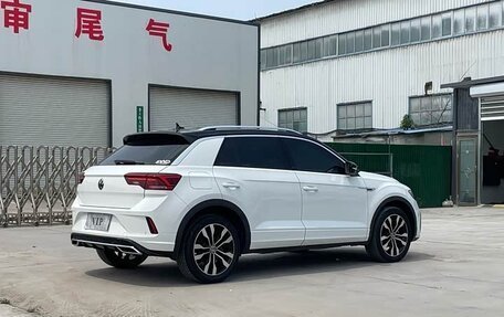 Volkswagen T-Roc I, 2022 год, 1 580 000 рублей, 4 фотография