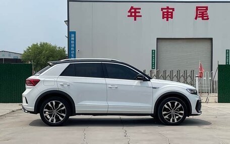 Volkswagen T-Roc I, 2022 год, 1 580 000 рублей, 7 фотография