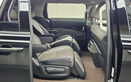 KIA Carnival, 2025 год, 4 480 000 рублей, 18 фотография