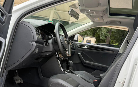 Volkswagen T-Roc I, 2022 год, 1 700 500 рублей, 8 фотография
