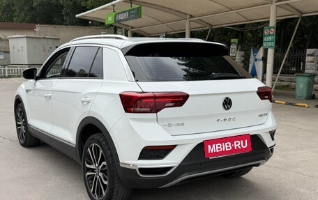 Volkswagen T-Roc I, 2022 год, 1 700 500 рублей, 5 фотография