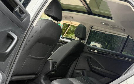 Volkswagen T-Roc I, 2022 год, 1 700 500 рублей, 9 фотография